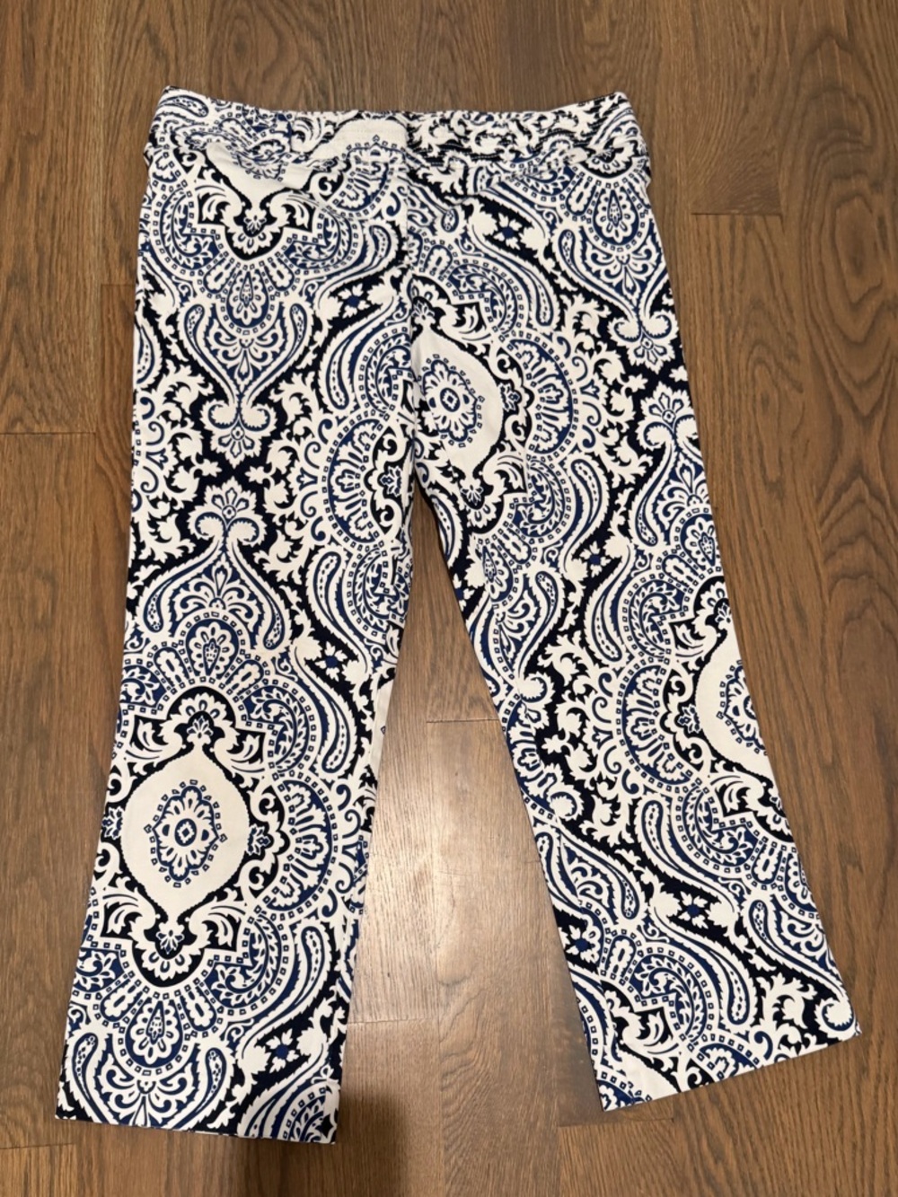 J. Crew Printed Crop Pants in blue Black & White size 8 summer - Picture 7 of 8